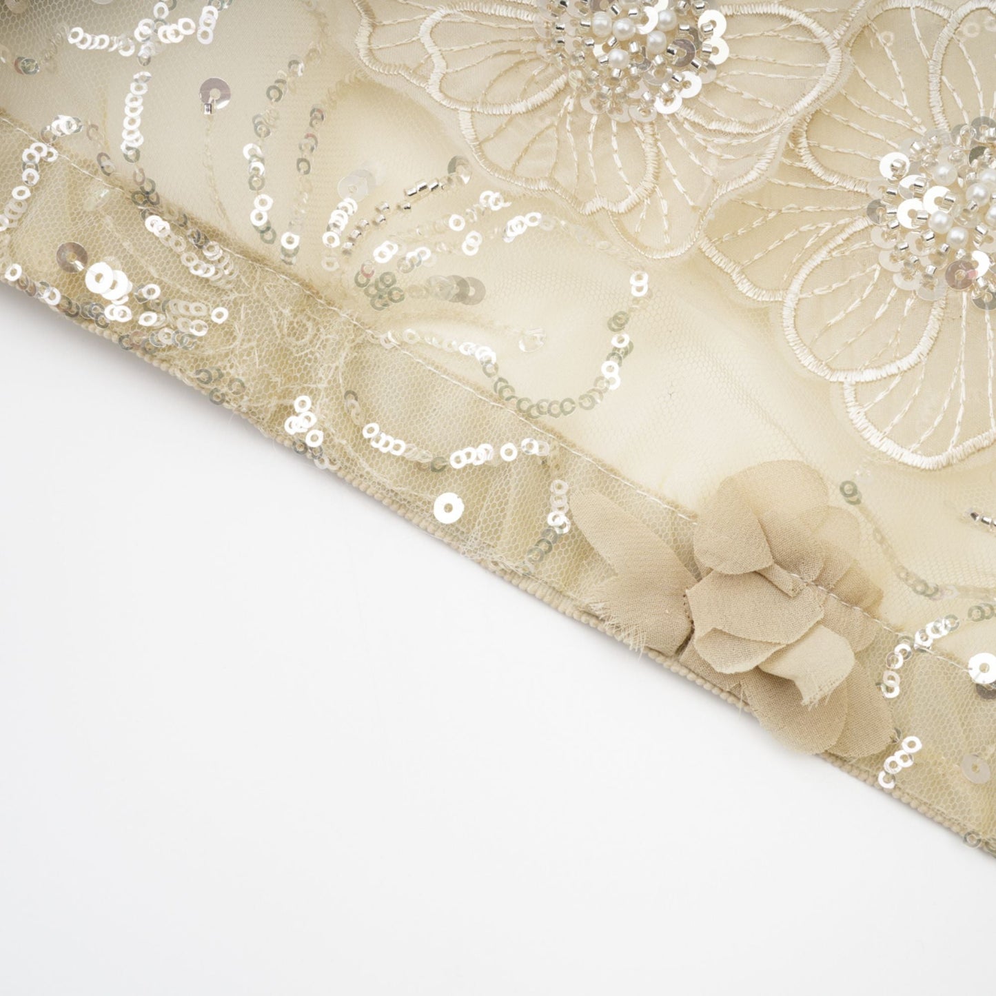Chaqueta ligera semitransparente con flores bordadas