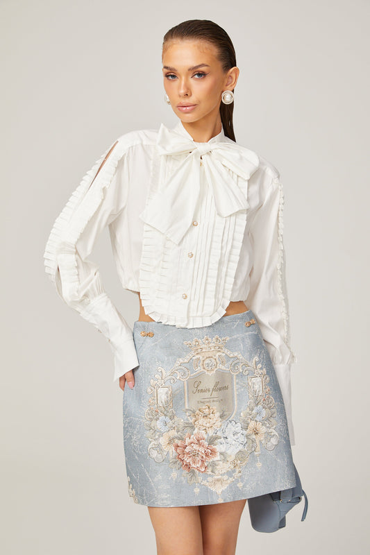 Camisa con cuello bufanda plisado
