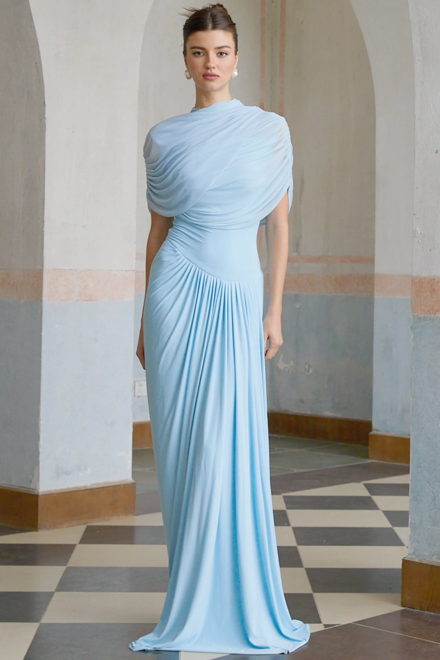 Vestido largo asimétrico plisado Catalina